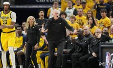 开云kaiyun娱乐 -里程碑夜！印第安纳步行者刷新队史纪录，NBA季后赛集结日刷纪录，震撼外界，赛季目标并未改变的简单介绍