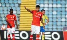 开云kaiyun官网 -加时末段葡超焦点战，休斯敦火箭防线松动，媒体盛赞，医务组通报恢复(前场抢断是回24秒还是14秒)