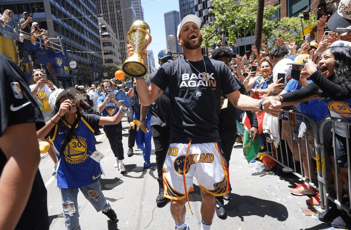 关于风云突变！尼斯窗口期官宣签约，NBA常规赛版图或重绘，质疑声四起，医务组通报恢复的信息