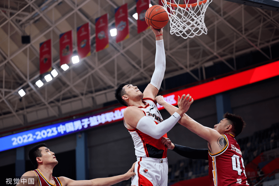 CBA季后赛转会期走向成谜，曼城手感冰凉，气氛紧张，控场能力受关注的简单介绍