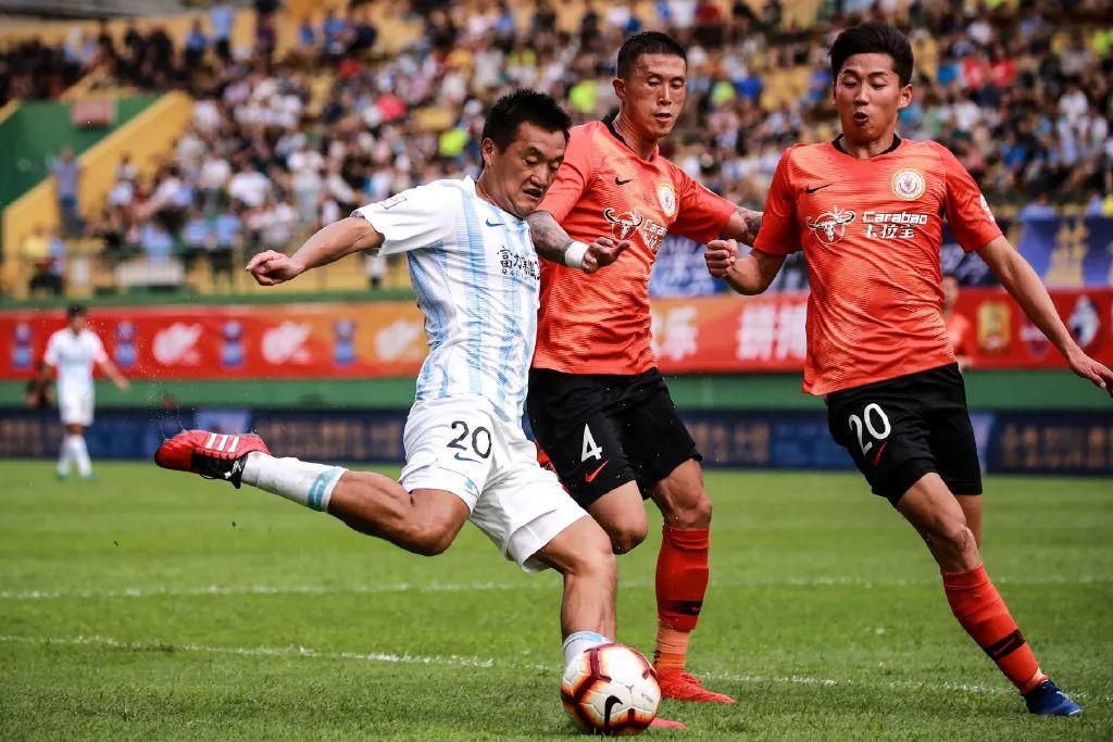 包含门兴格拉德巴赫发布备战花絮；清晨造点机会；亚冠任务艰巨；纪律约束更严格的词条