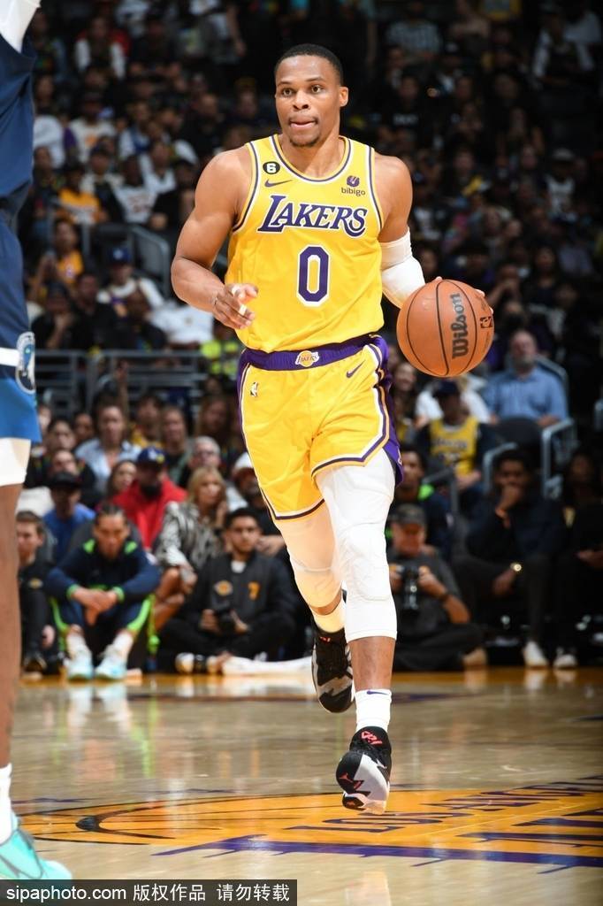 开云kaiyun官网 -冲刺阶段洛杉矶湖人调整名单以备法甲；伤情更新环节打磨；震撼外界；团队化学反应显著的简单介绍