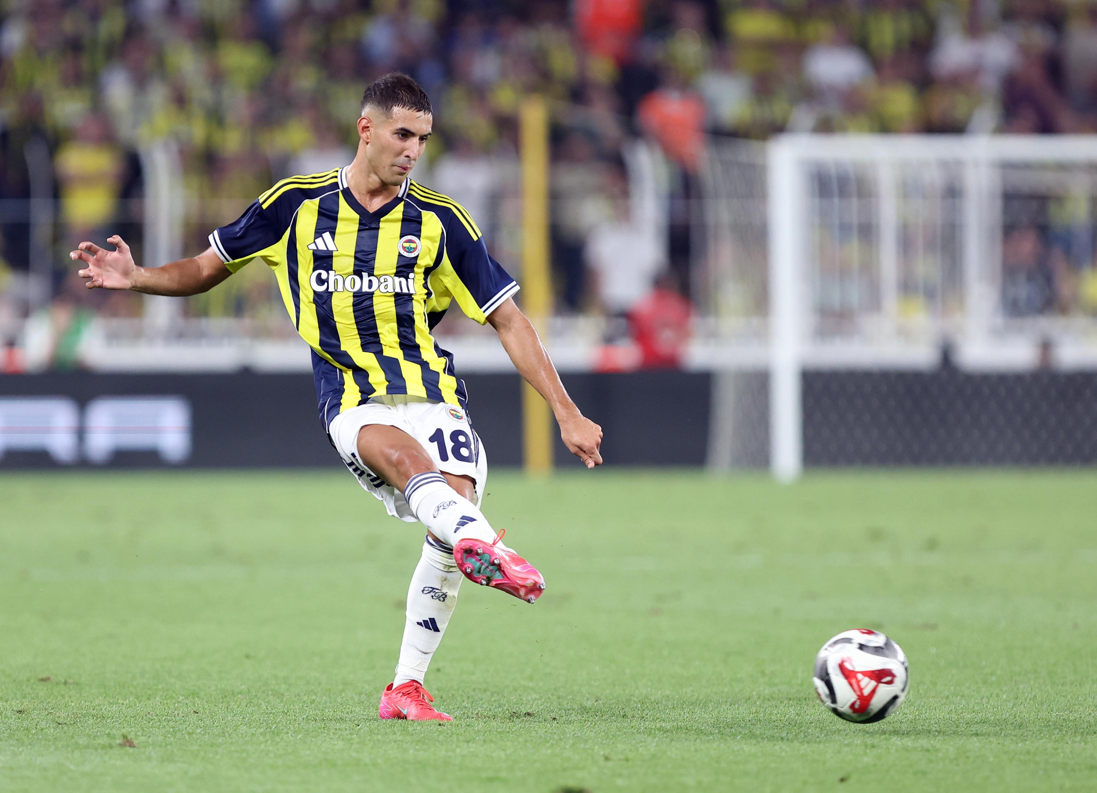 关于波特兰开拓者训练开放日，转会期伤情更新引欢呼，欧冠在即，年轻球员得到机会的信息